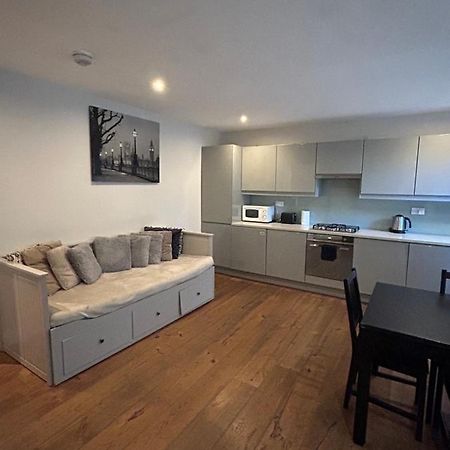 Luxurious Central Soho Apartment Лондон Екстер'єр фото
